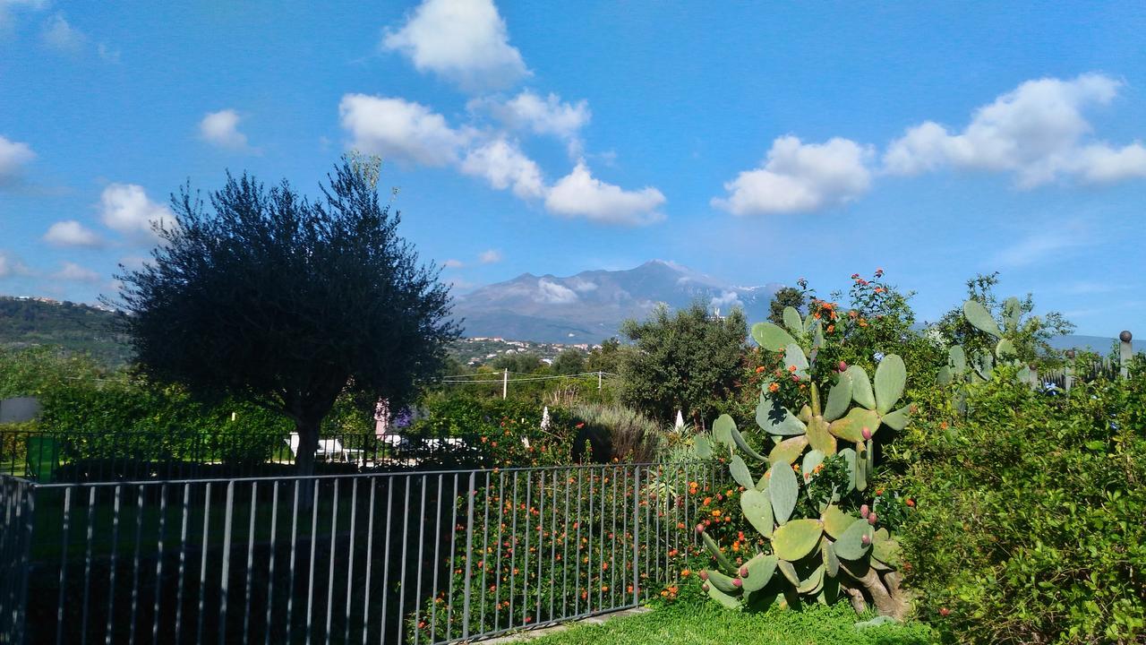 Case Vacanze Residence Trinacria Acireale Exterior photo
